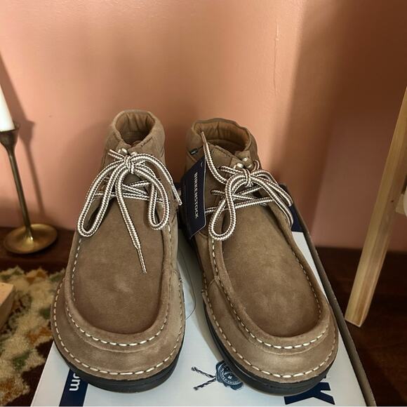 Pasadena Suede Leather in Color Taupe | BIRKENSTOCK Birkenstock Pasadena High Chukka Boots Moccasins Taupe Suede Leather NEW Size 36